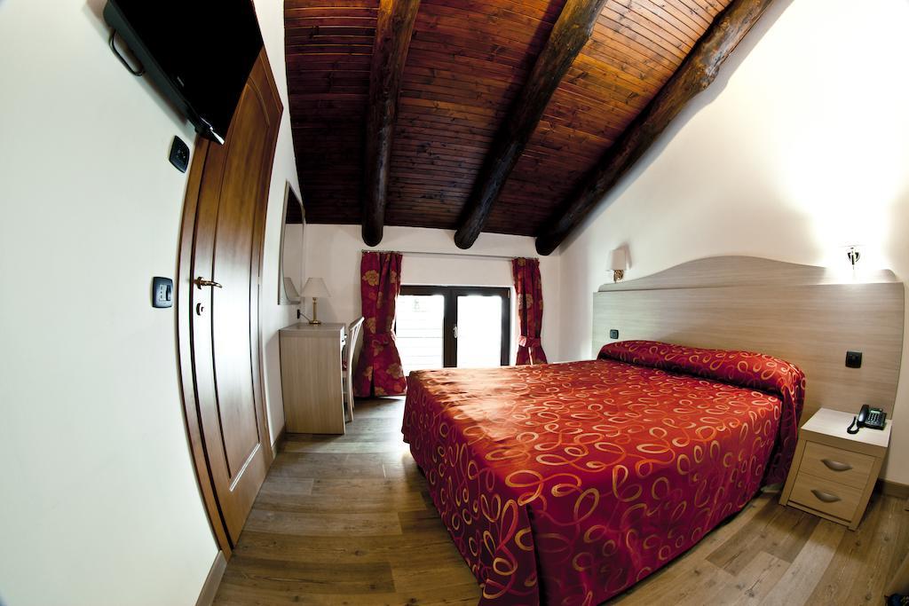 Agriturismo Cascina Del Vai Cairo Montenotte Zewnętrze zdjęcie