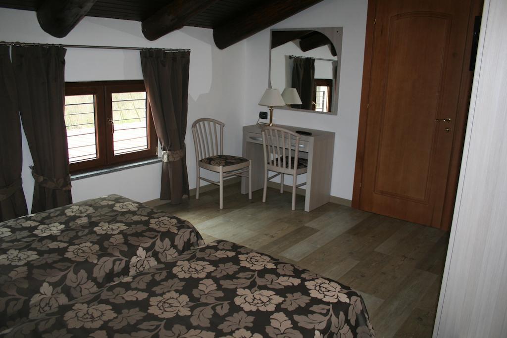 Agriturismo Cascina Del Vai Cairo Montenotte Pokój zdjęcie