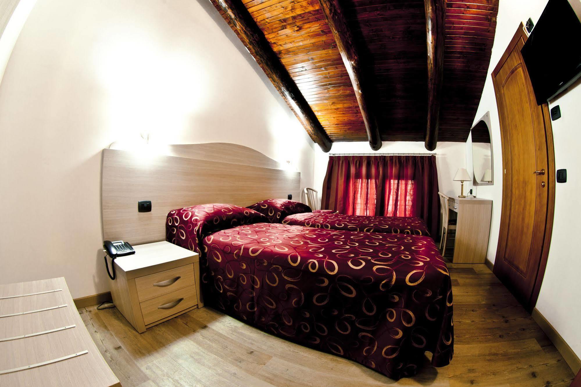 Agriturismo Cascina Del Vai Cairo Montenotte Zewnętrze zdjęcie