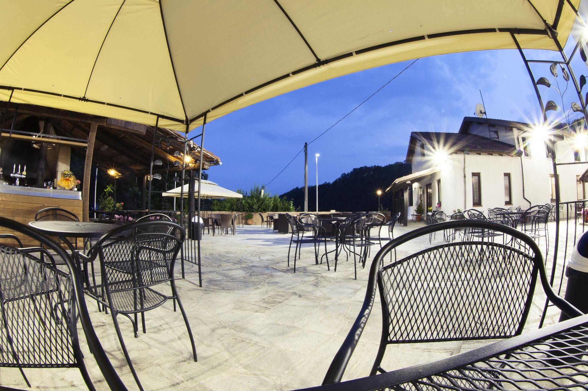 Agriturismo Cascina Del Vai Cairo Montenotte Zewnętrze zdjęcie